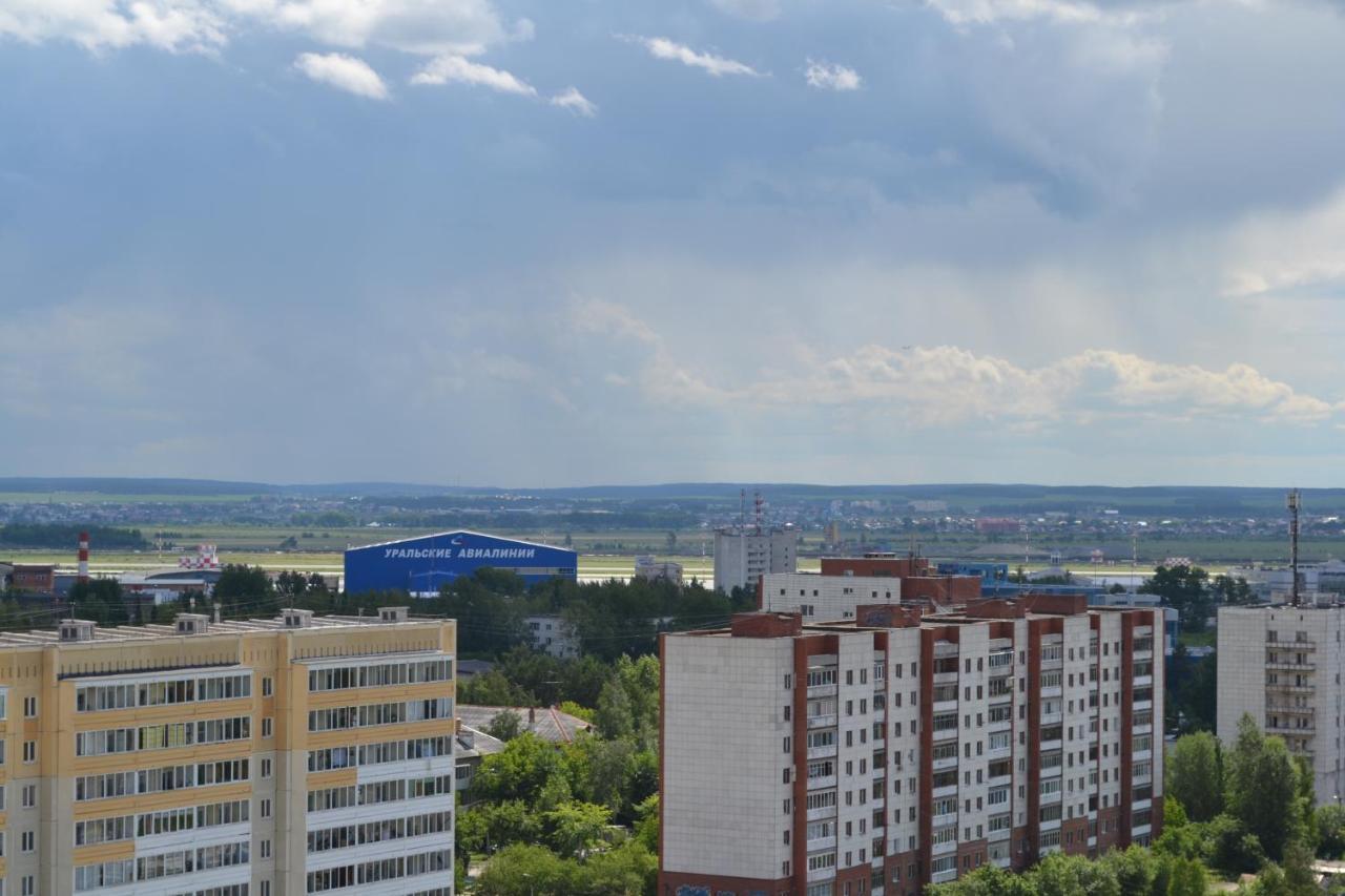 Apartment on Raketnaya 20 Koltsovo  Dış mekan fotoğraf